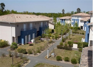 t4 à la vente -   33127  SAINT JEAN D ILLAC, surface 79 m2 vente t4 - UBI461087714